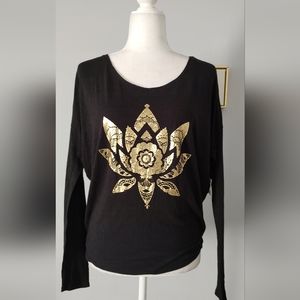 Live Love Dream Top Blouse   Black Floral Lotus Gold SIZE Medium Good Condition